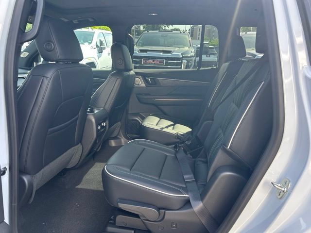 New 2026 Buick Enclave Avenir w/ Super Cruise Package AWD/4WD image 11
