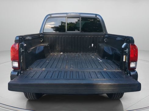 Used 2022 Toyota Tacoma SR RWD image 46