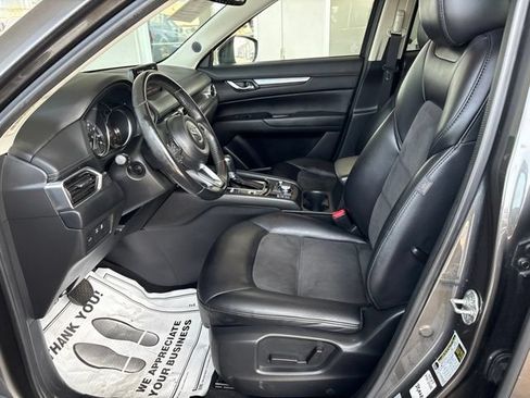 Used 2019 MAZDA CX-5 Touring FWD image 11