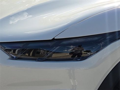 Certified 2025 Ford Mustang Mach-E Select image 4