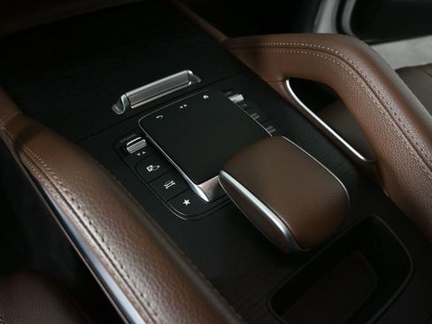 Certified 2024 Mercedes-Benz GLE 350 4MATIC image 15