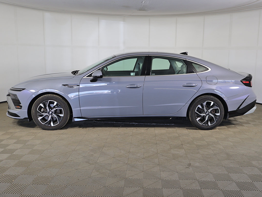Used 2024 Hyundai Sonata SEL AWD/4WD image 12