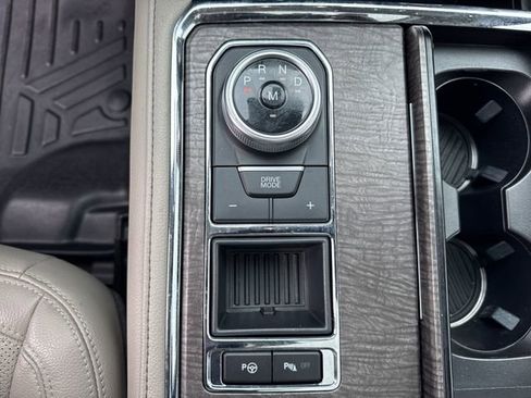 Used 2021 Ford Expedition Limited RWD image 34