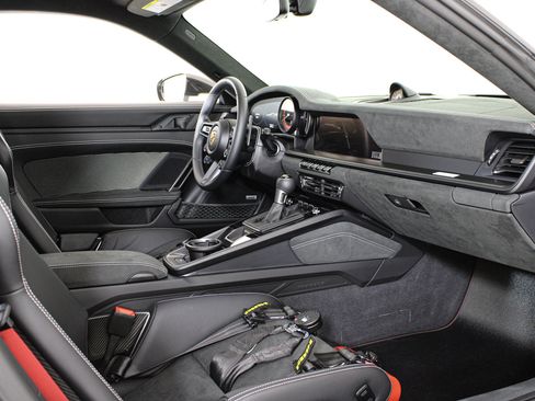 Used 2024 Porsche 911 GT3 RS RWD image 27