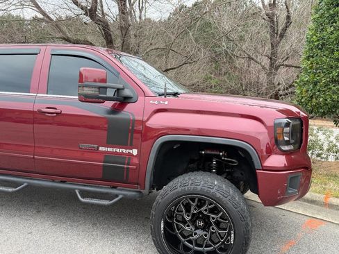 Used 2014 GMC Sierra 1500 SLE image 10