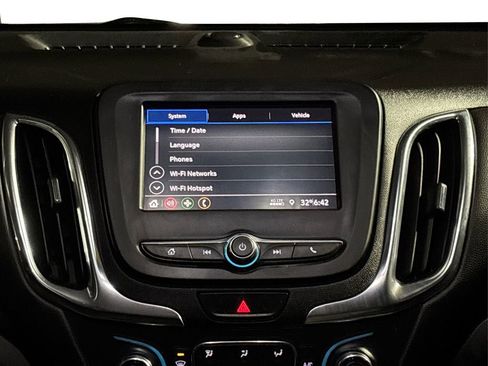 Used 2021 Chevrolet Equinox LT image 18