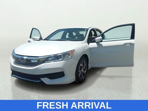 Used 2017 Honda Accord LX image 11