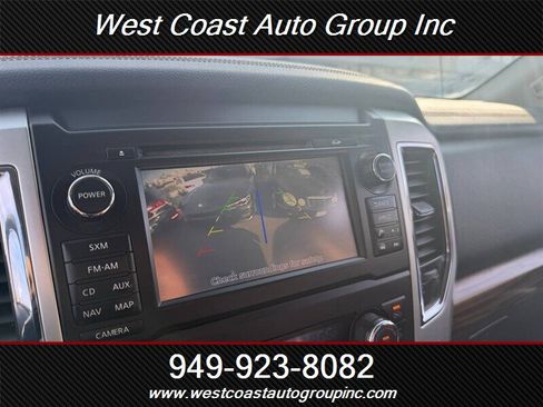 Used 2016 Nissan Titan SL image 15