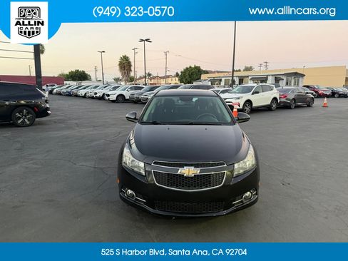 Used 2013 Chevrolet Cruze LT w/ All-Star Edition FWD image 2