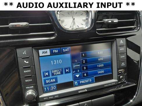 Used 2011 Chrysler 200 Touring image 4