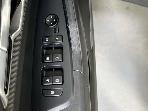 Used 2023 Kia Sportage LX AWD/4WD image 17