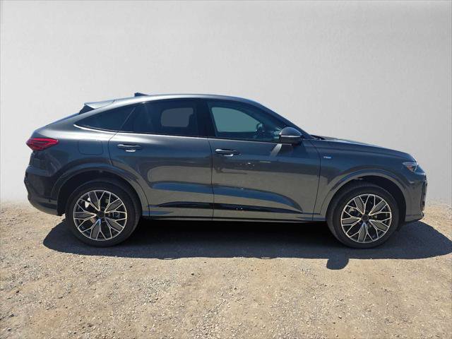 New 2026 Audi Q5 Premium Plus AWD/4WD image 2