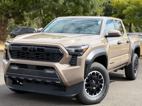 Used 2026 Toyota Tacoma TRD Off-Road w/ TRD Off Road Upgrade Package AWD/4WD image 1