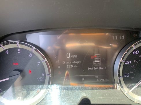 Used 2023 Toyota Highlander LE image 14