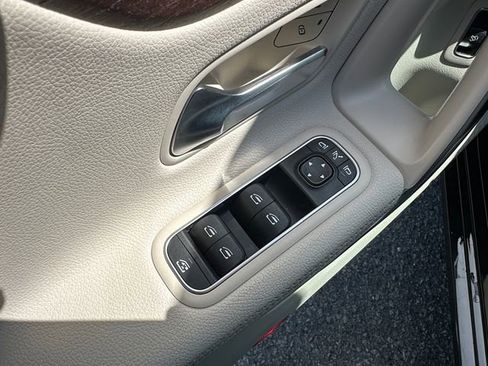 Used 2023 Mercedes-Benz CLA 250 4MATIC image 19