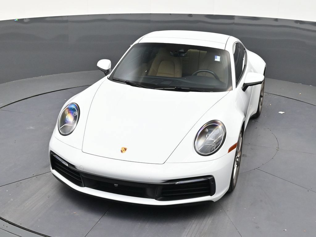 Used 2022 Porsche 911 Carrera RWD image 19