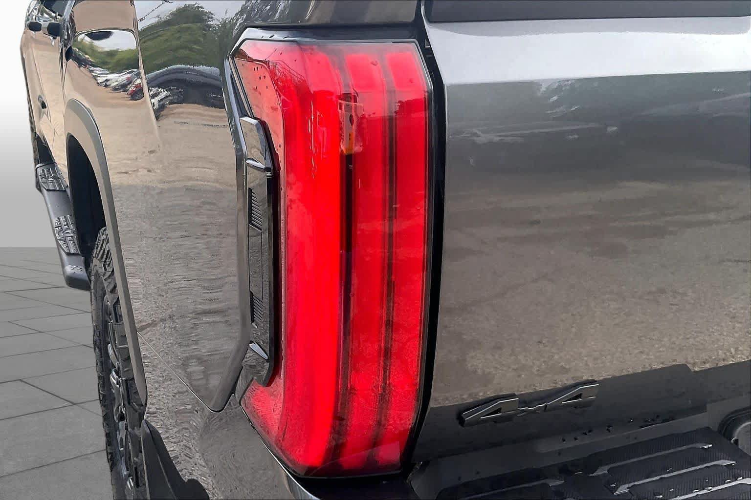Used 2025 Toyota Tundra SR5 AWD/4WD image 28