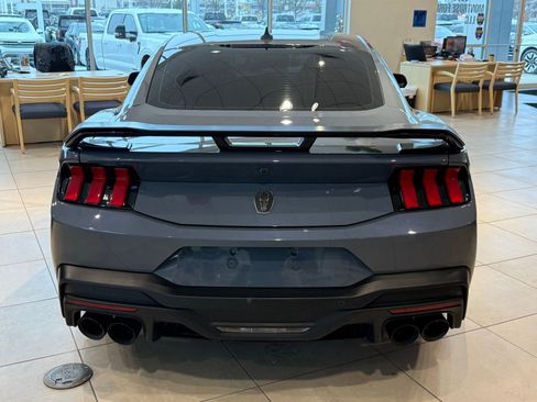 Used 2024 Ford Mustang Dark Horse image 4