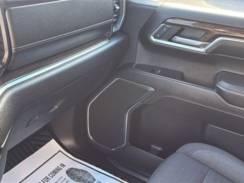 Used 2023 GMC Sierra 1500 Elevation image 25