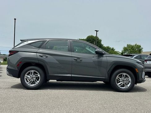 New 2026 Hyundai Tucson SE AWD/4WD image 9