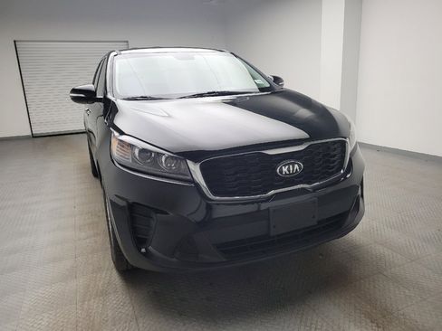 Used 2020 Kia Sorento LX image 14
