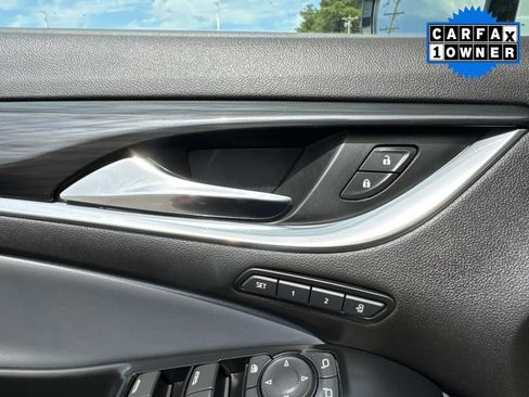 Used 2024 Buick Enclave Premium image 21