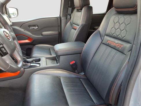 Used 2024 Nissan Frontier PRO-4X w/ Pro Premium Package AWD/4WD image 11