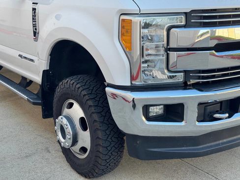 Used 2017 Ford F350 Lariat w/ FX4 Off-Road Package image 36