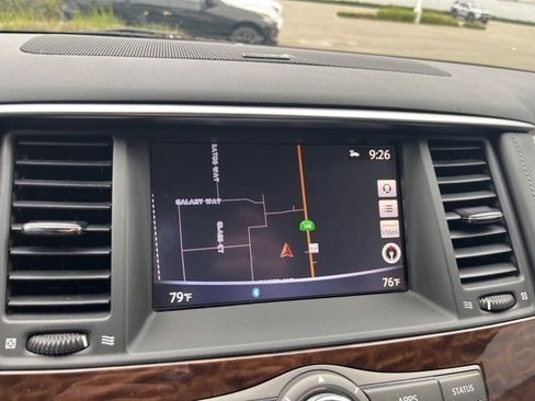 Used 2020 Nissan Armada SL w/ Premium Package image 16