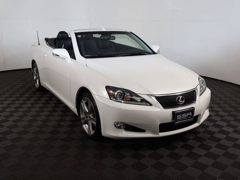 Used 2014 Lexus IS 250C 250 w/ Luxury Package image 21
