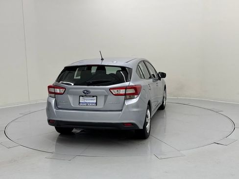 Used 2019 Subaru Impreza 2.0i image 5