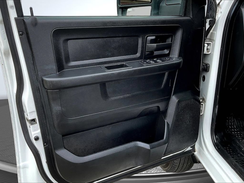 Used 2023 RAM 3500 Tradesman AWD/4WD image 23