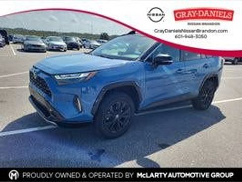 Used 2022 Toyota RAV4 XSE AWD/4WD image 1