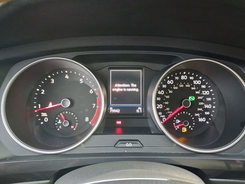 Used 2020 Volkswagen Tiguan SE FWD image 18