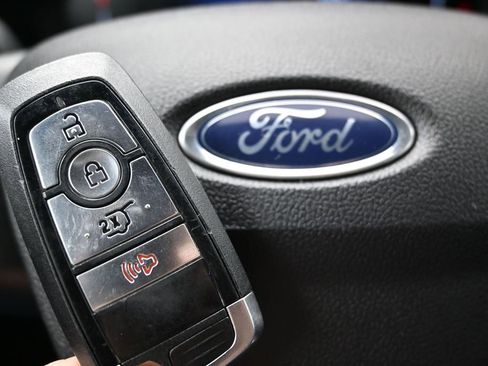 Used 2025 Ford Escape ST-Line AWD/4WD image 34