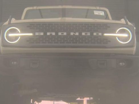 Used 2025 Ford Bronco Badlands w/ Sasquatch Package AWD/4WD image 2