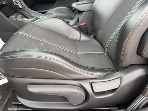 Used 2022 Hyundai Veloster N image 9