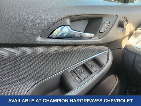 Used 2017 Chevrolet Cruze LT FWD image 25