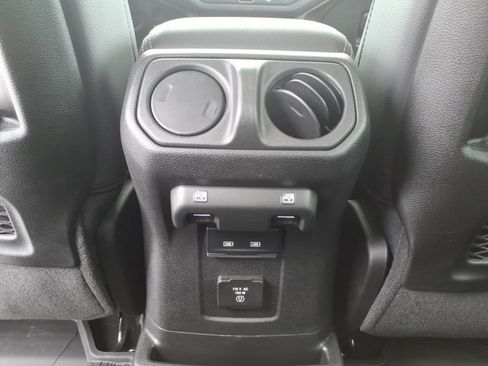New 2026 Jeep Wrangler Unlimited Sahara w/ Whitecap Package AWD/4WD image 18