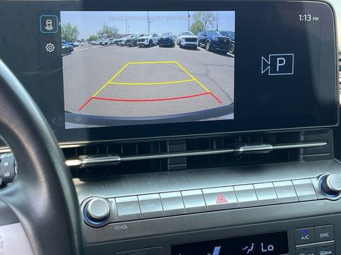 Used 2024 Hyundai Kona SEL AWD/4WD image 25