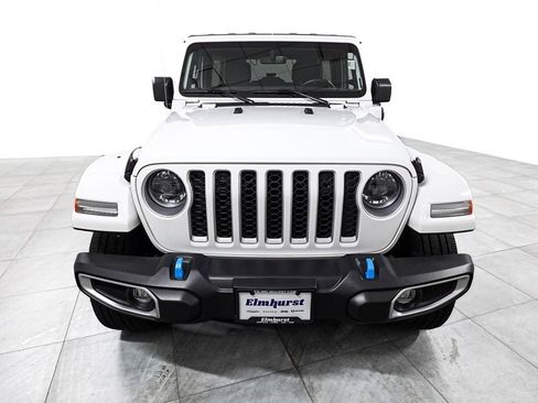 Used 2023 Jeep Wrangler Unlimited Sahara w/ Cold Weather Group AWD/4WD image 3