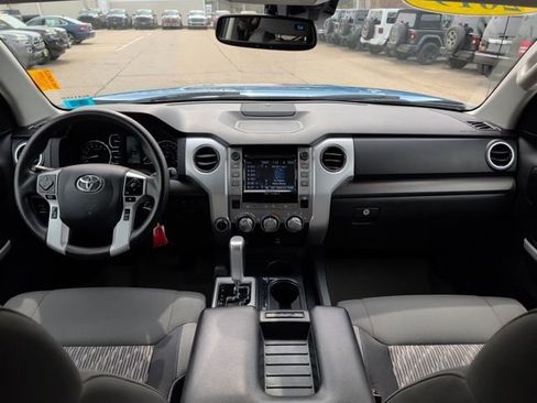 Used 2019 Toyota Tundra SR5 w/ TRD Off Road Package image 16
