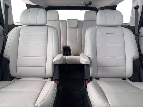 New 2026 Hyundai Palisade Calligraphy FWD image 16