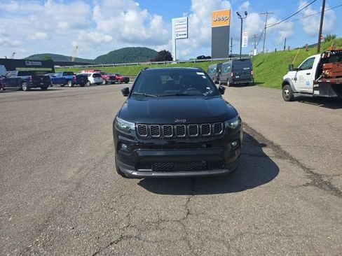 New 2026 Jeep Compass Limited AWD/4WD image 3