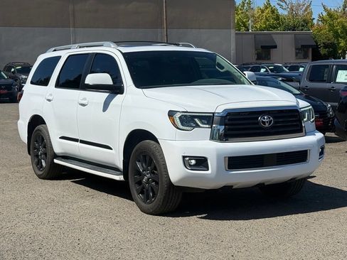 Used 2019 Toyota Sequoia Limited AWD/4WD image 1
