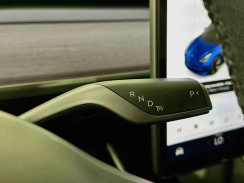 Used 2020 Tesla Model 3 Standard Range Plus RWD image 22