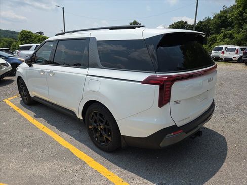 Used 2025 Kia Carnival SX Prestige FWD image 6