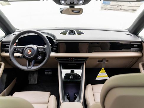 Certified 2025 Porsche Macan 4 Electric image 11