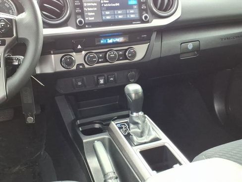 Used 2022 Toyota Tacoma SR5 image 20