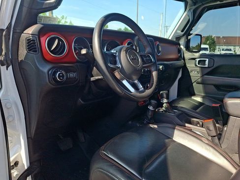Used 2020 Jeep Gladiator Rubicon w/ LED Lighting Group AWD/4WD image 11